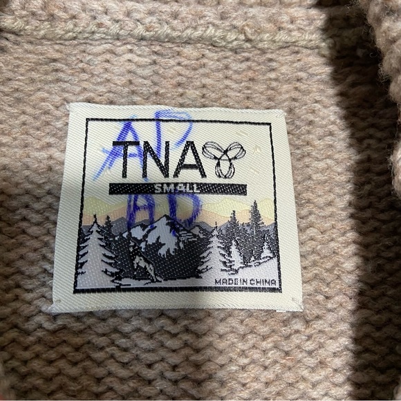 ARITZIA TNA Sea To Sky Lambswool Cardigan Sweater Zip Up Beige Size S - Picture 8 of 13